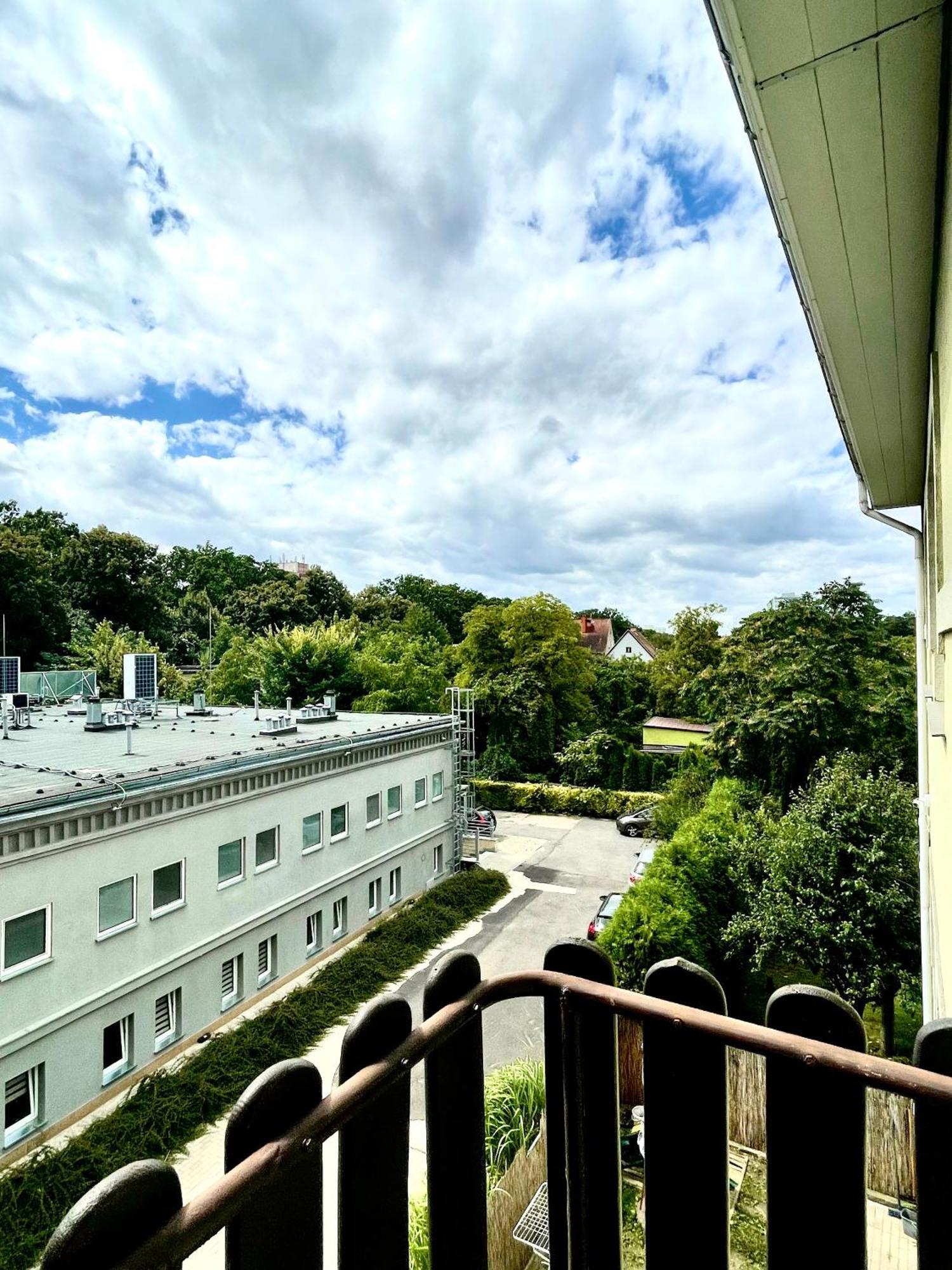 Happy Living Hostel - Wroclaw, Wroclaw